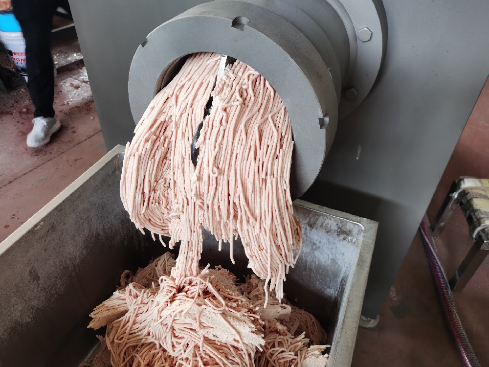 絞凍肉板用什么樣的絞肉機(jī)好 聽說有一種直接可以絞凍肉冰盤的絞肉機(jī)真的嗎